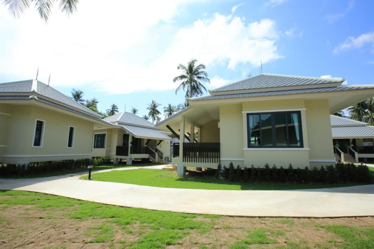 Wis Beach Khanom Extérieur photo